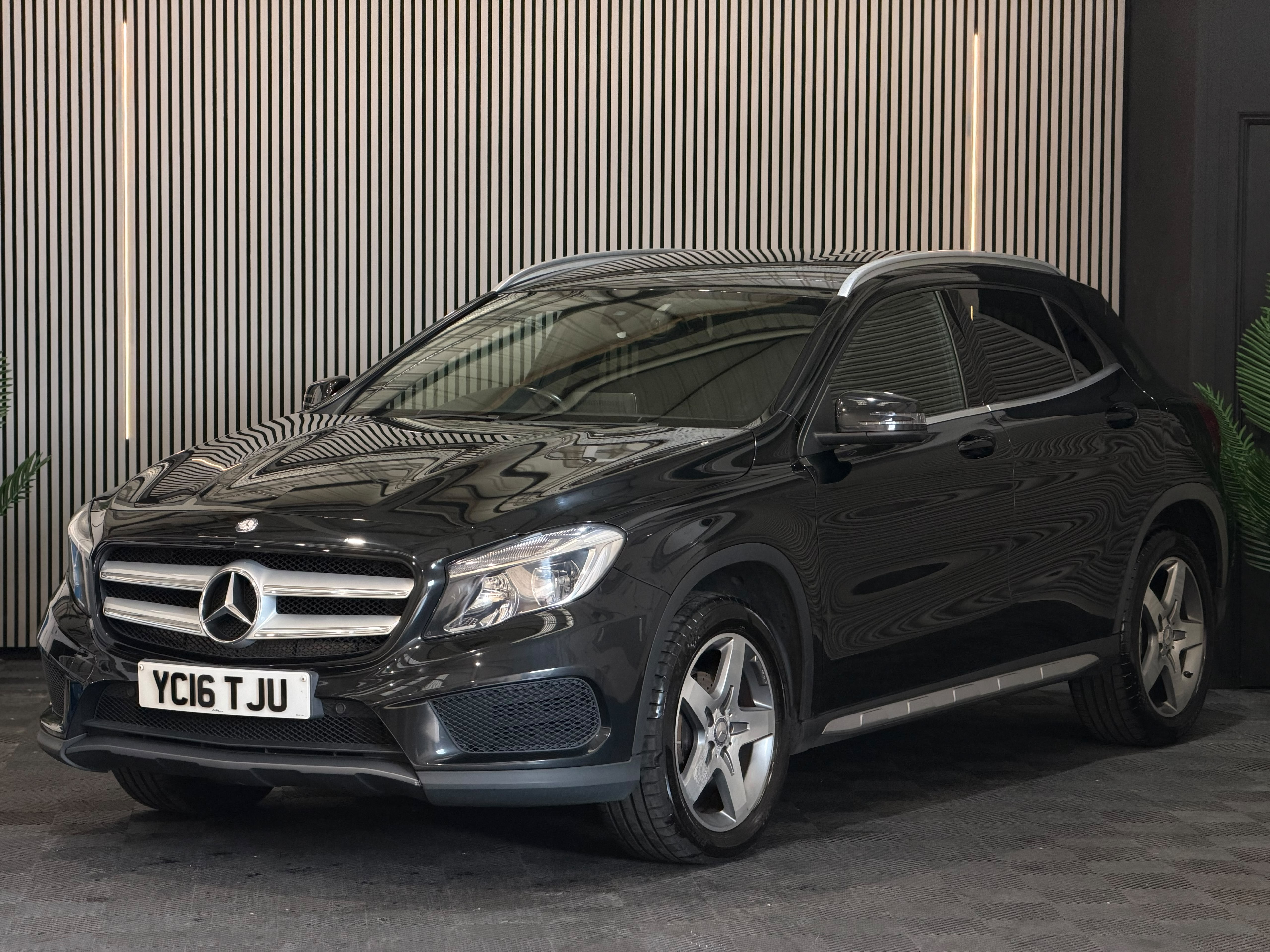 2016 Mercedes-Benz GLA