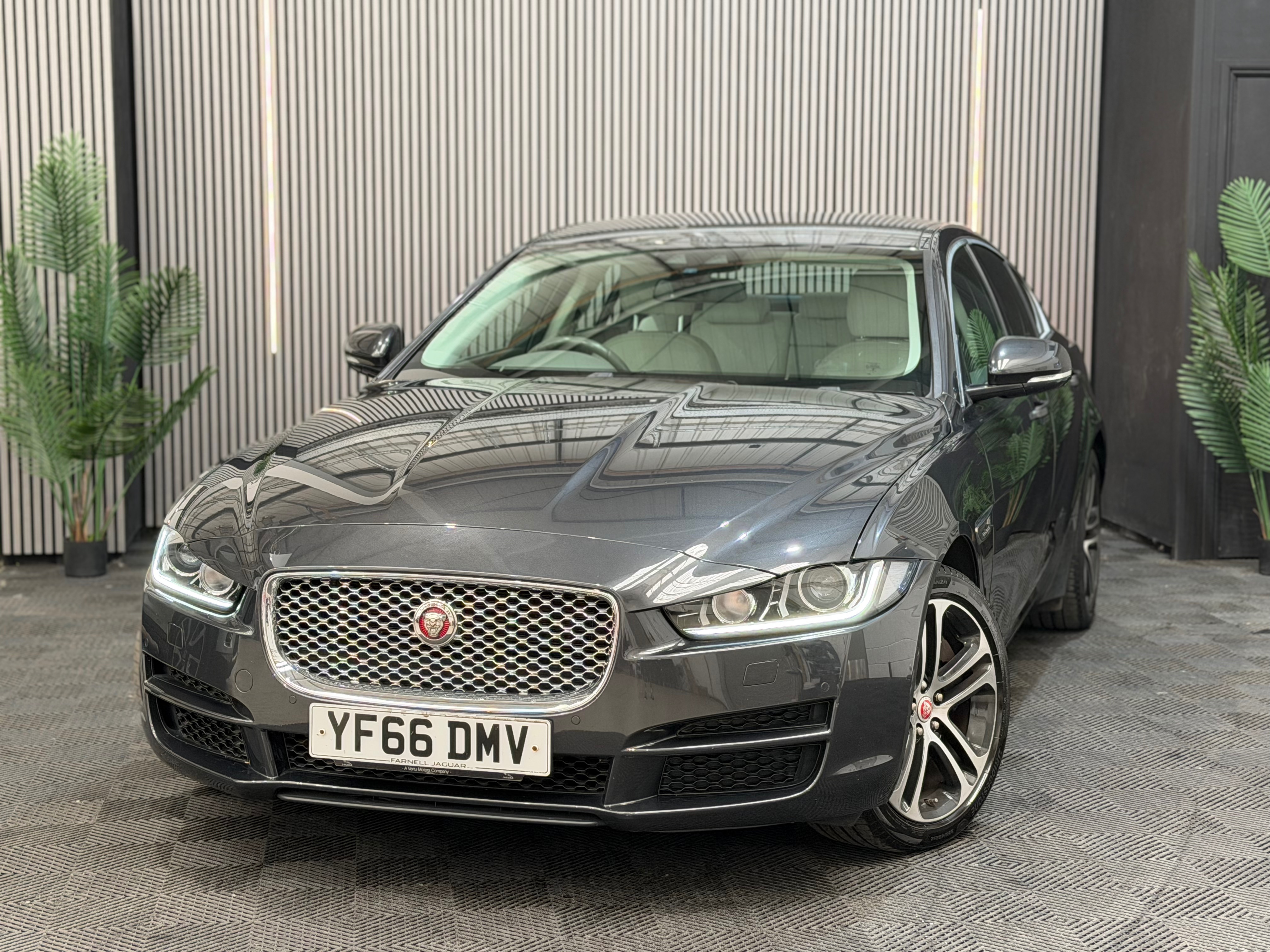 Jaguar XE